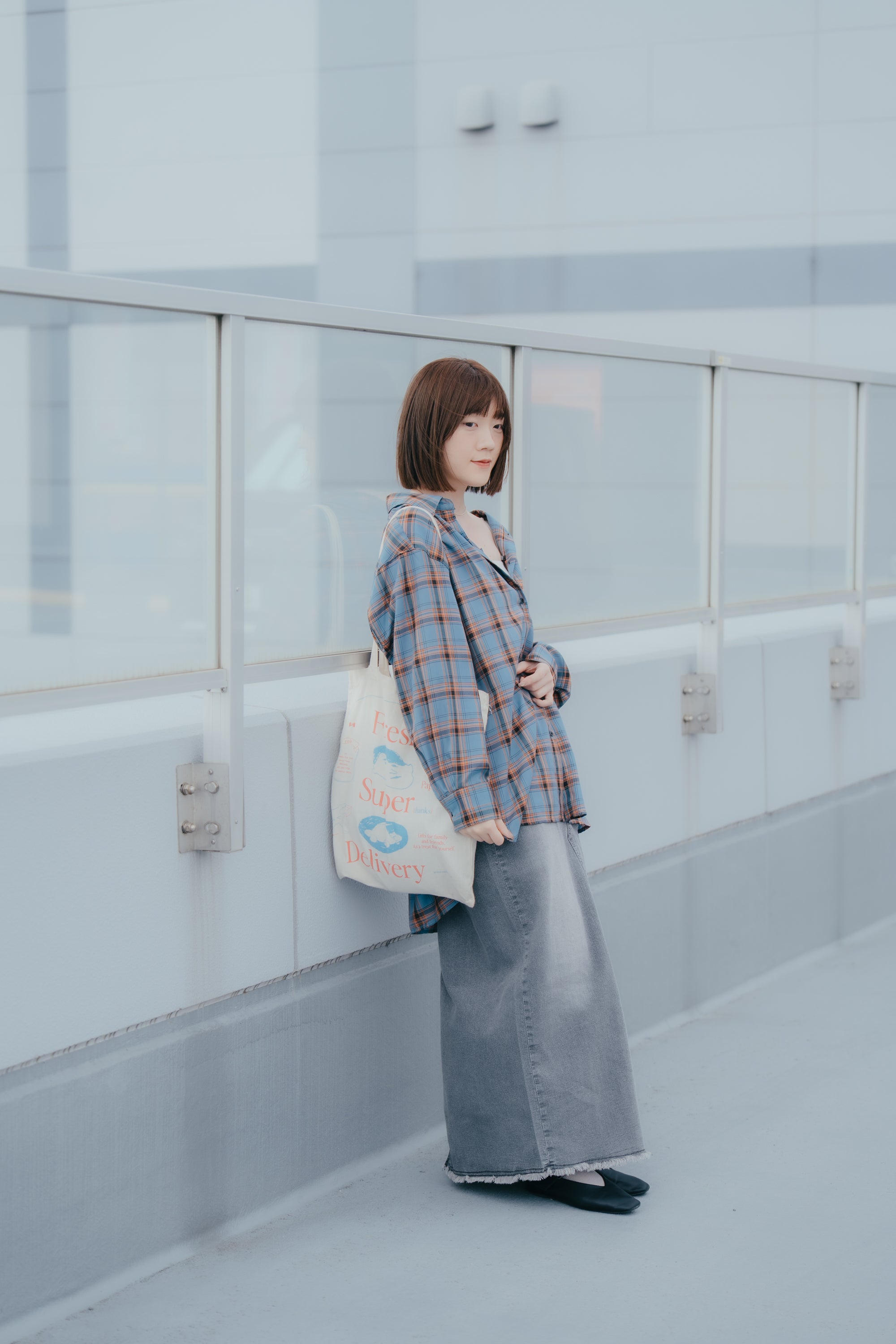 不對稱腰頭牛仔裙｜灰