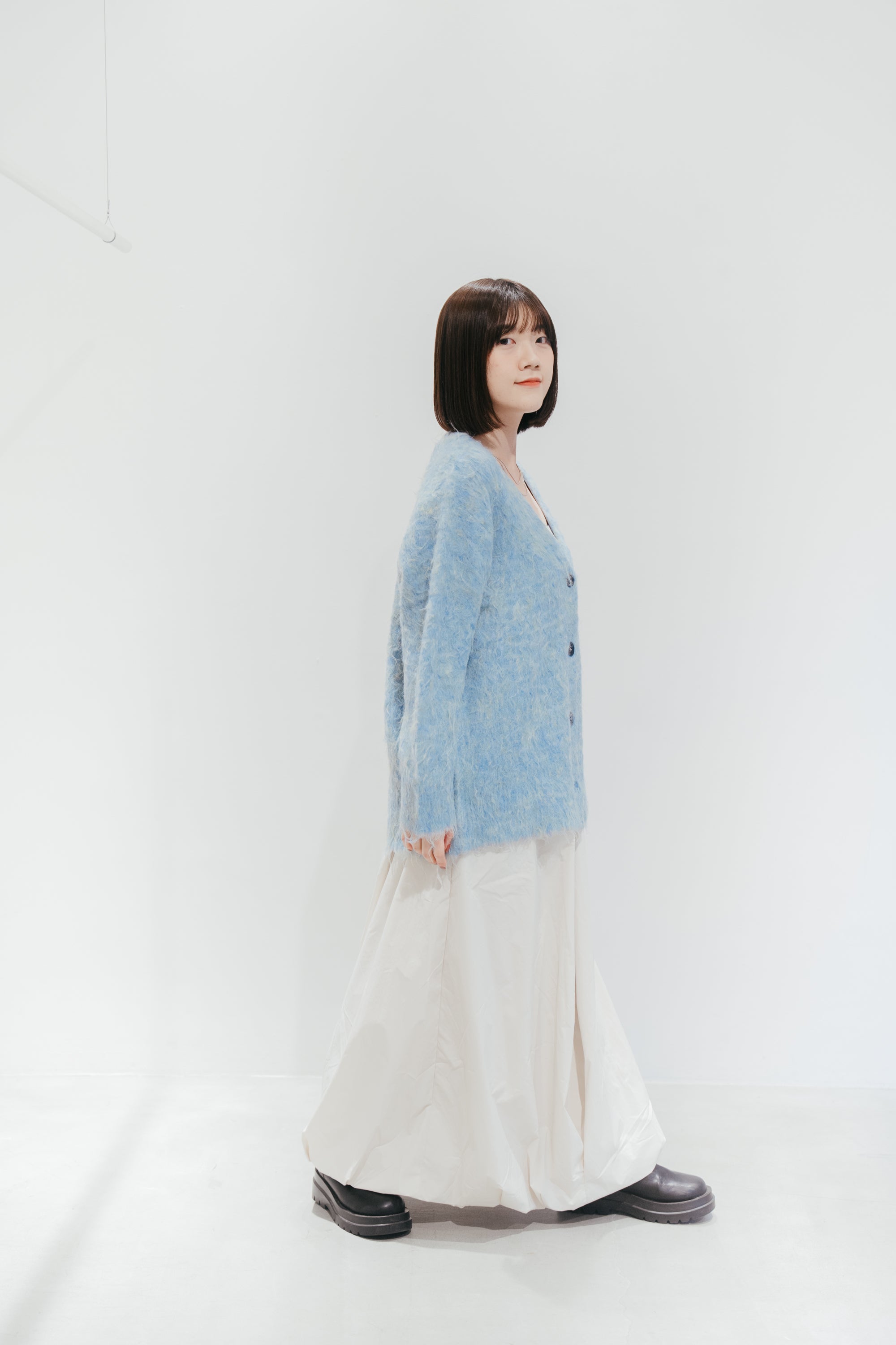 限量💫毛絨絨漸變V領開衫｜藍